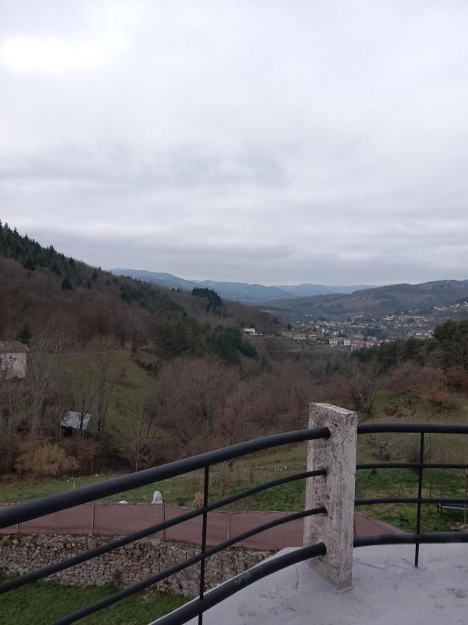 Gite De La Chirouze La Terrasse Lamastre Eksteriør billede